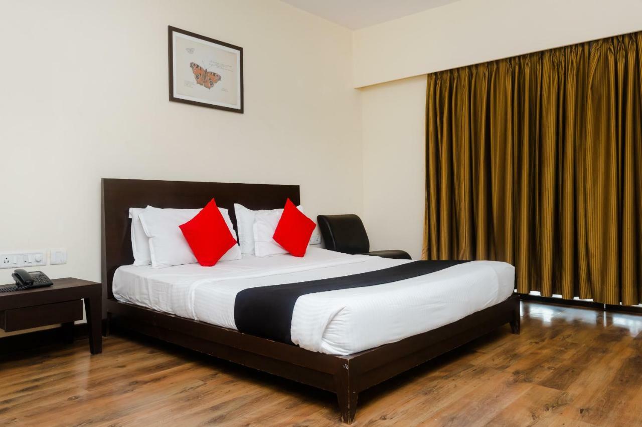 Capital O 35403 Discover Resorts Neral Extérieur photo