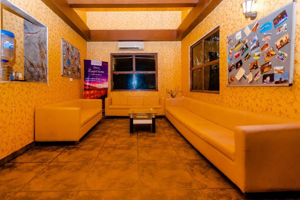 Capital O 35403 Discover Resorts Neral Extérieur photo