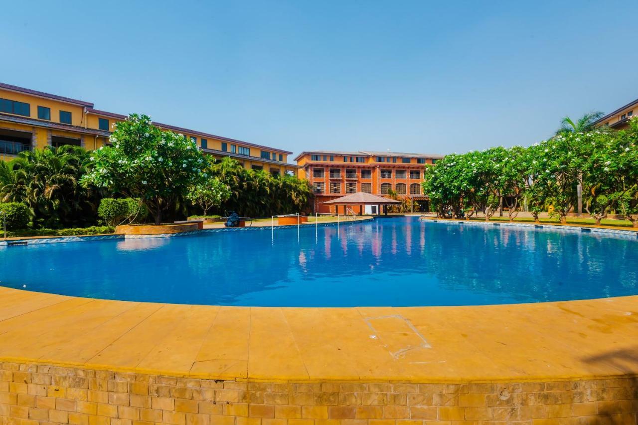 Capital O 35403 Discover Resorts Neral Extérieur photo